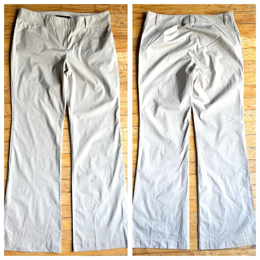 THEORY Flat-Front Khaki Pants — Wide-Leg 
Size: 8
Pristine Condition